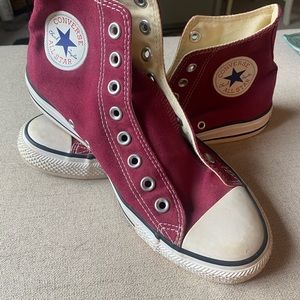 Converse All Star maroon high tops/ hi top Wm 10 men’s 8 like new